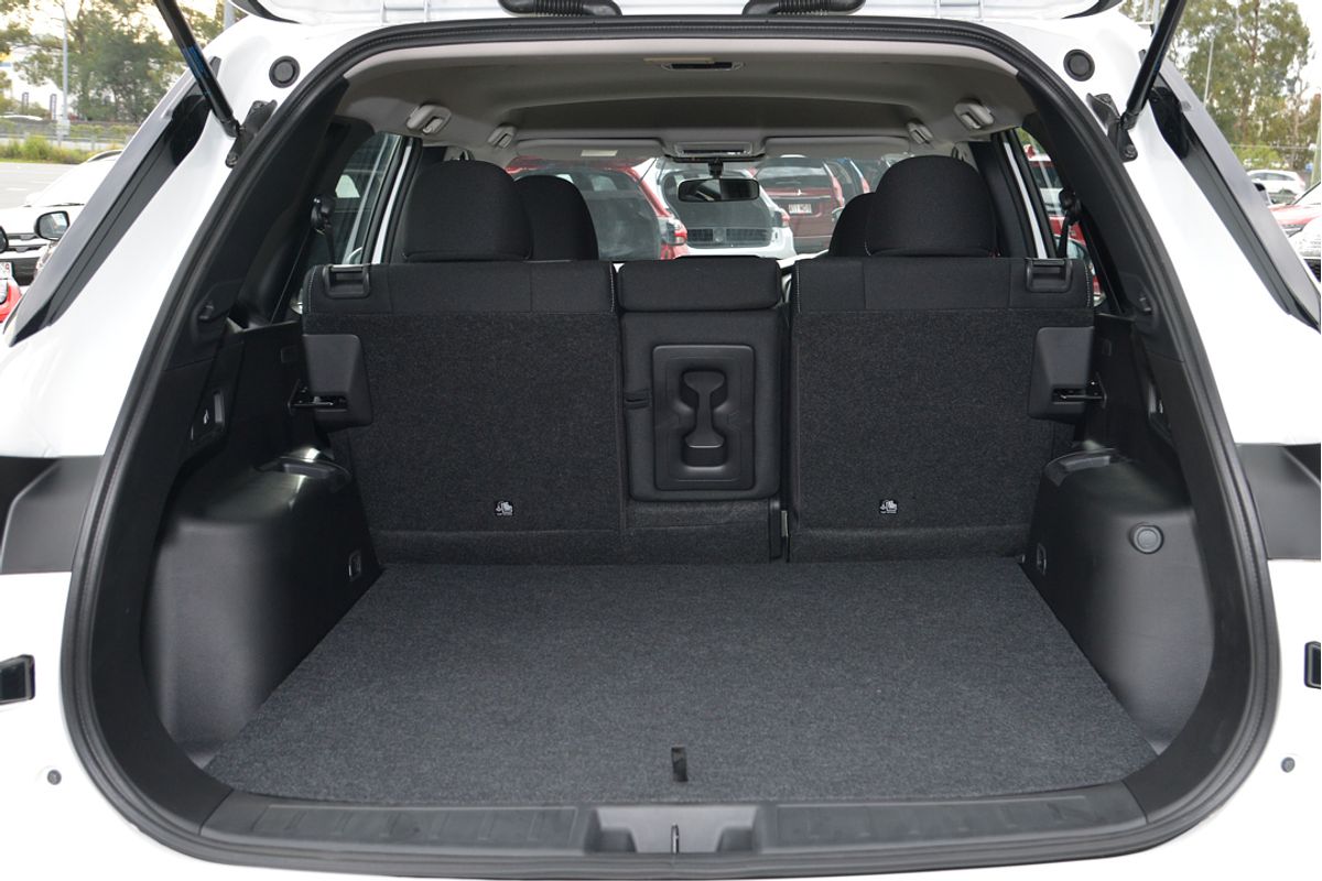 2024 Mitsubishi Outlander ES ZM