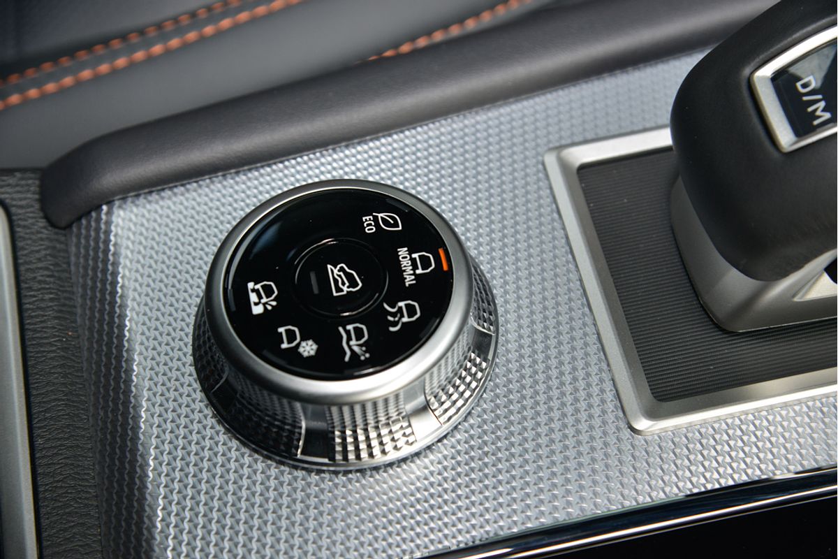 2024 Mitsubishi Outlander Exceed Tourer ZM