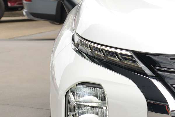2024 Mitsubishi Outlander ES ZM