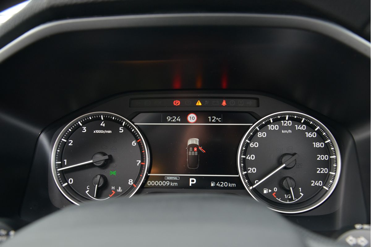 2024 Mitsubishi Outlander ES ZM