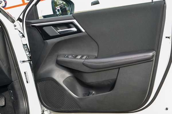 2024 Mitsubishi Outlander ES ZM
