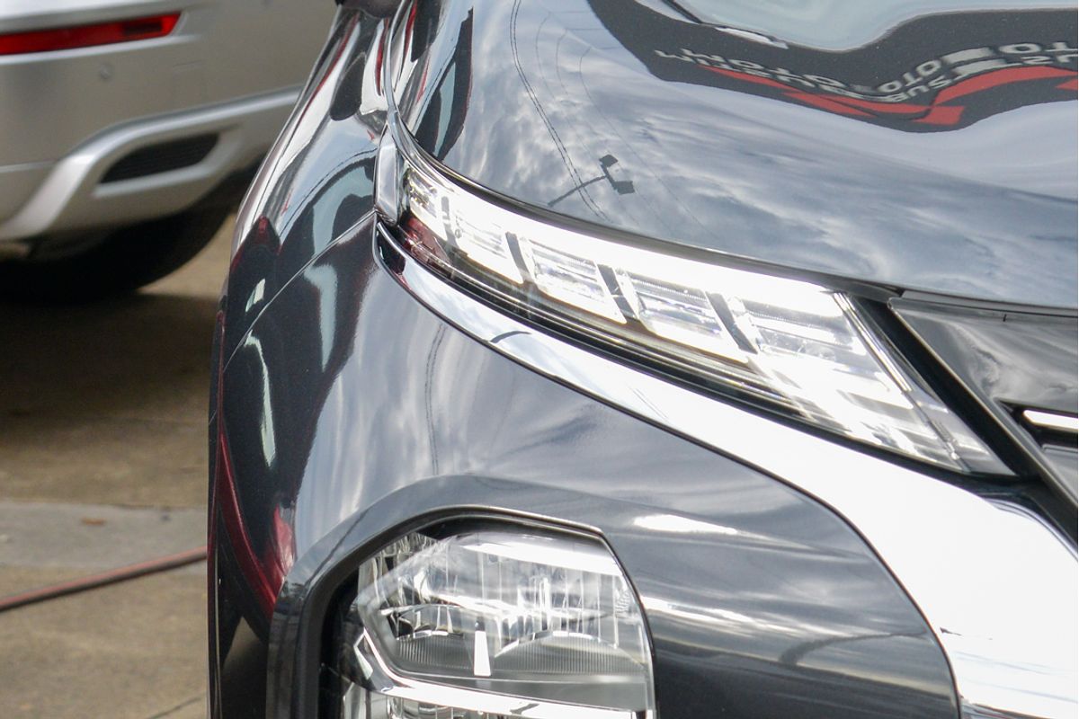 2024 Mitsubishi Outlander PHEV Exceed ZM