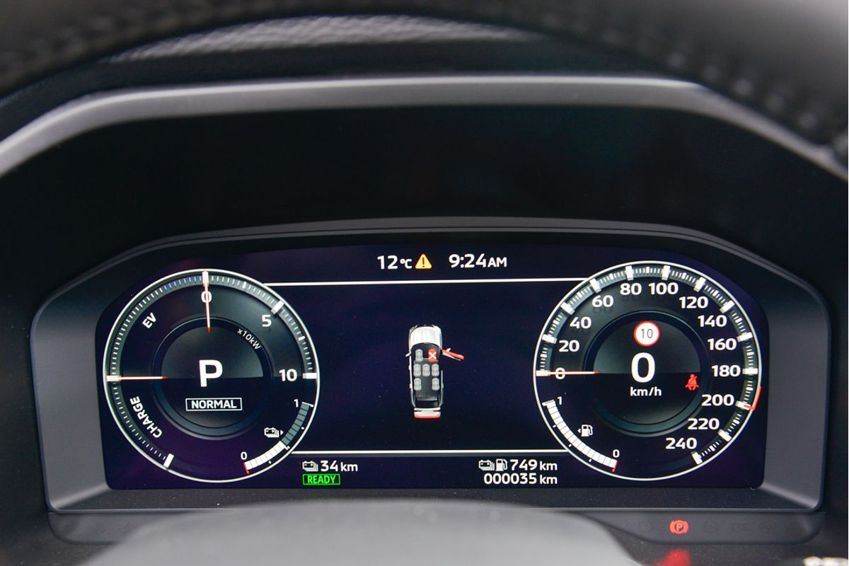 2024 Mitsubishi Outlander PHEV Exceed ZM