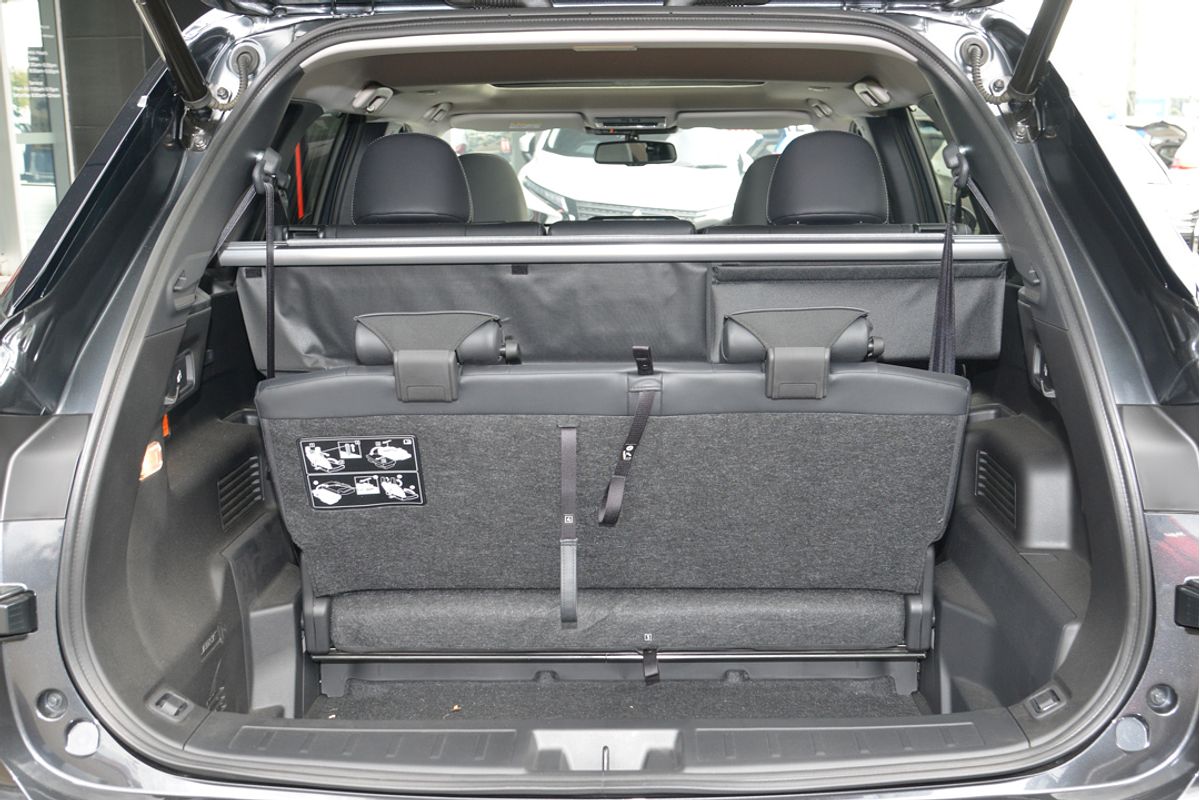 2024 Mitsubishi Outlander PHEV Exceed ZM
