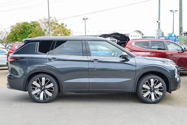2025 Mitsubishi Outlander Exceed Tourer ZM
