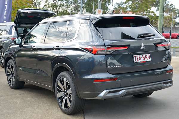 2025 Mitsubishi Outlander Exceed Tourer ZM