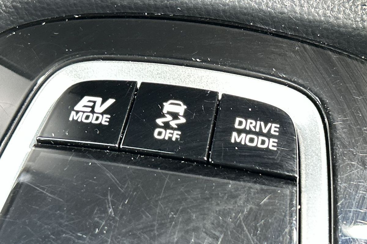 2024 Toyota Corolla Cross GX MXGH10R