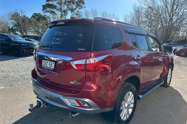2018 Isuzu MU-X LS-T