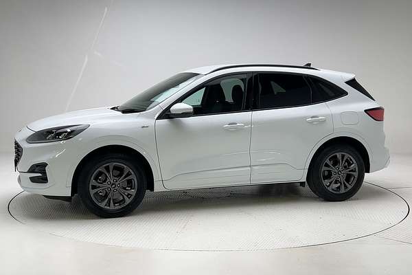 2022 Ford Escape ST-Line ZH
