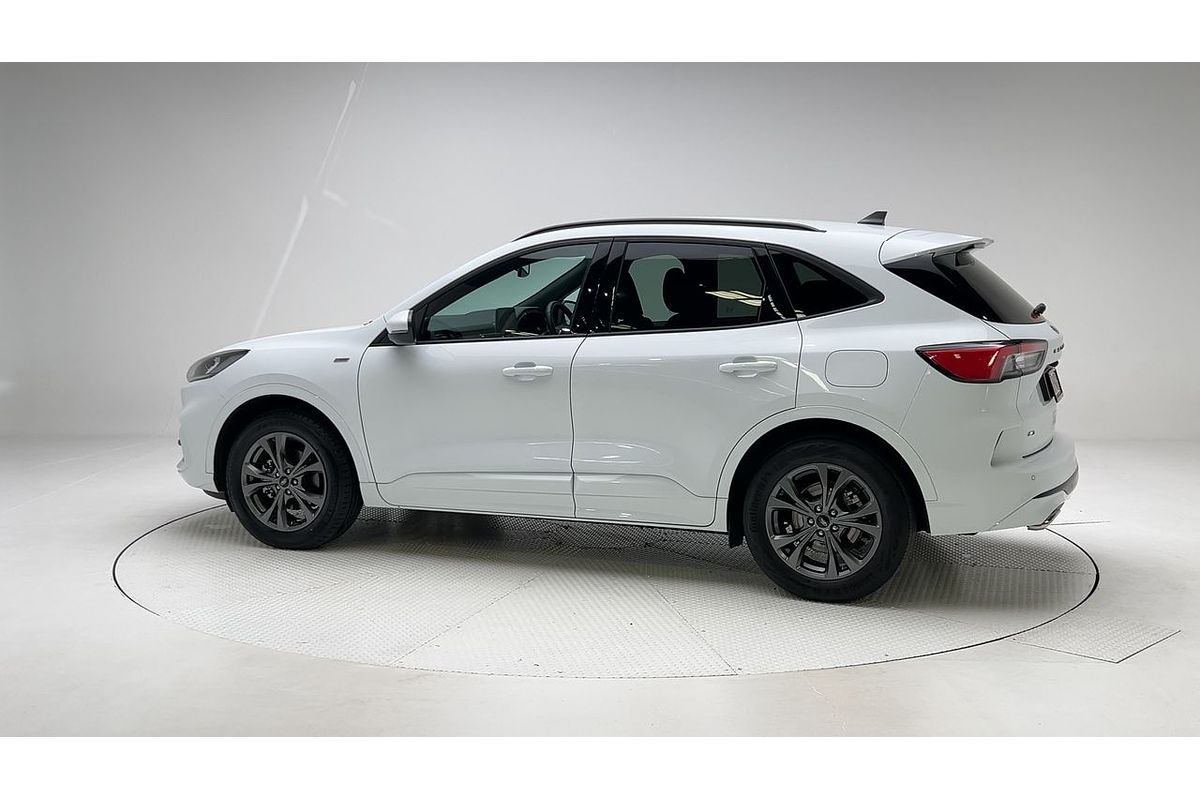 2022 Ford Escape ST-Line ZH