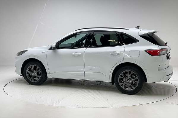 2022 Ford Escape ST-Line ZH