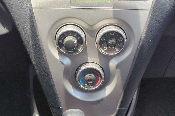 2010 Toyota Yaris