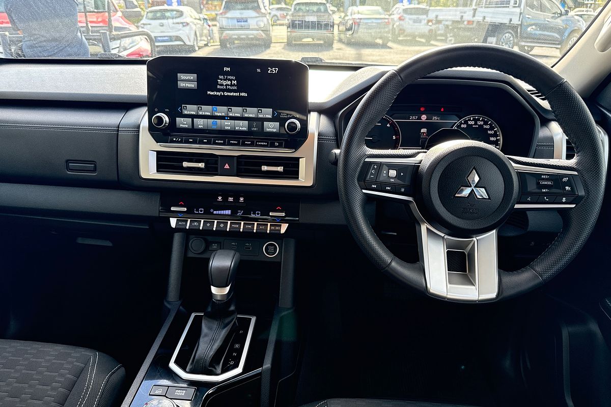 2024 Mitsubishi Triton GLS MV 4X4