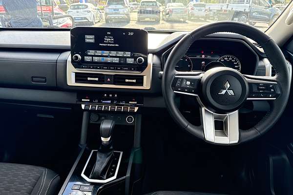 2024 Mitsubishi Triton GLS MV 4X4