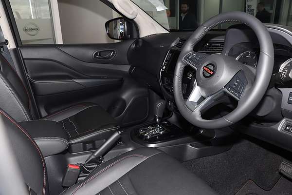 2024 Nissan Navara PRO-4X Warrior D23 4X4