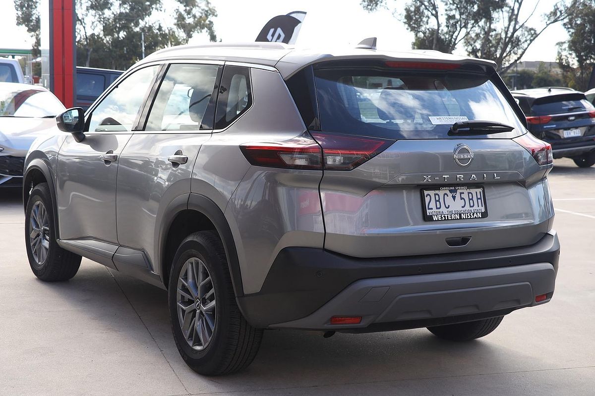 2024 Nissan X-TRAIL ST T33