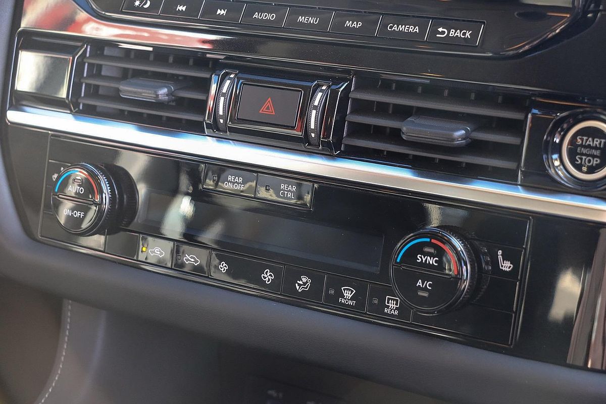 2025 Nissan Pathfinder ST-L R53
