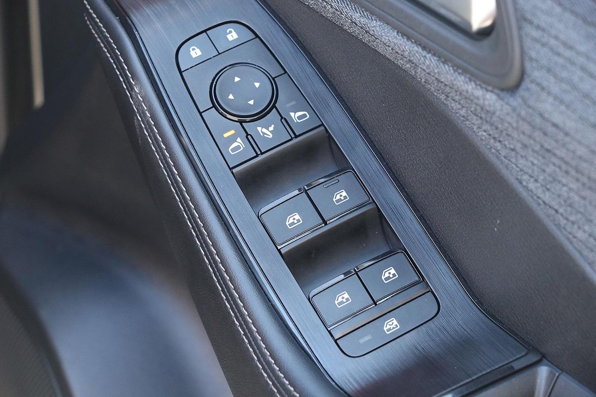 2024 Nissan X-TRAIL ST T33
