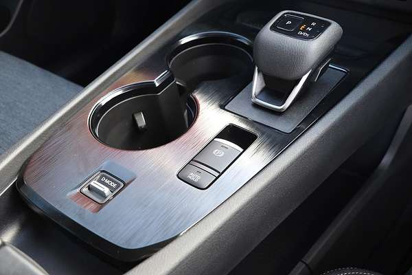 2024 Nissan X-TRAIL ST T33
