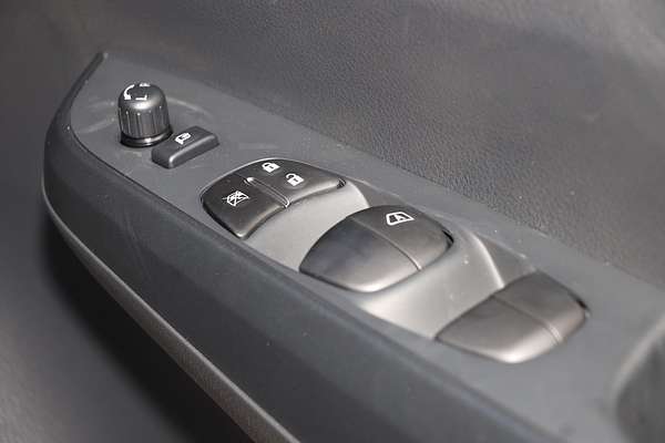 2025 Nissan Navara PRO-4X D23 4X4