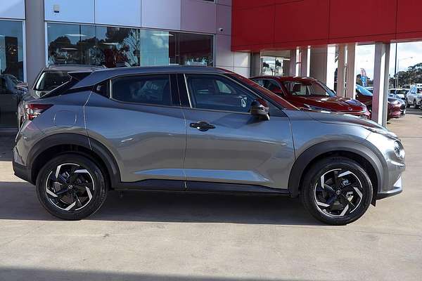 2024 Nissan JUKE ST+ F16