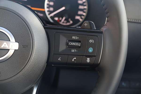 2025 Nissan Pathfinder ST-L R53