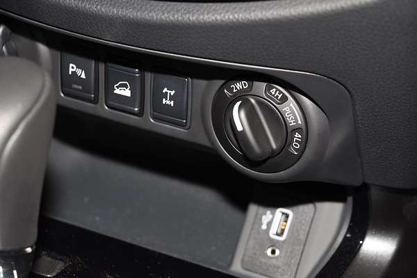 2024 Nissan Navara PRO-4X Warrior D23 4X4