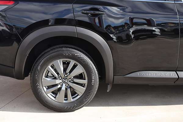 2025 Nissan Pathfinder ST-L R53