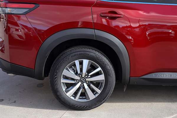 2024 Nissan Pathfinder Ti R53