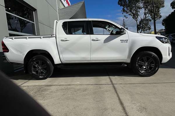 2023 Toyota Hilux SR GUN126R 4X4