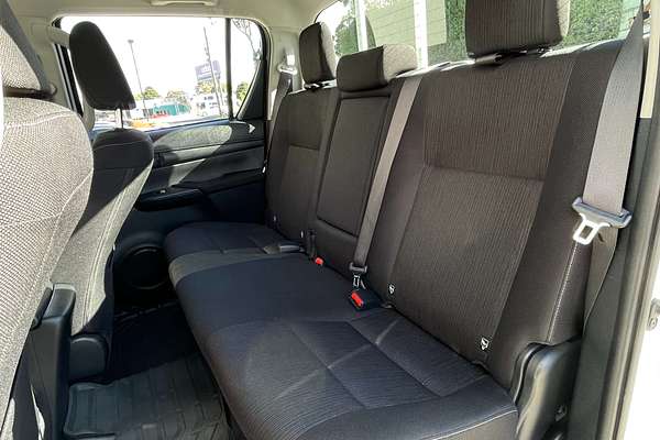 2023 Toyota Hilux SR GUN126R 4X4