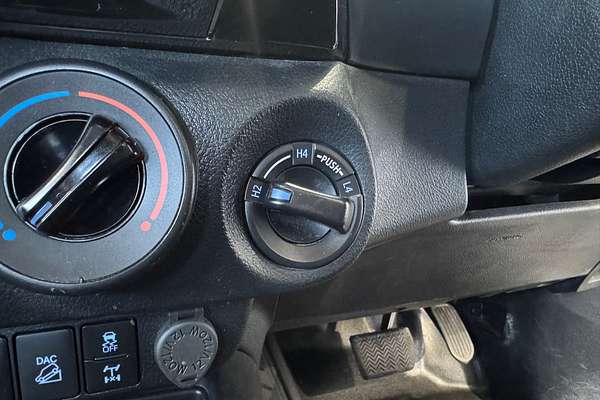 2023 Toyota Hilux SR GUN126R 4X4