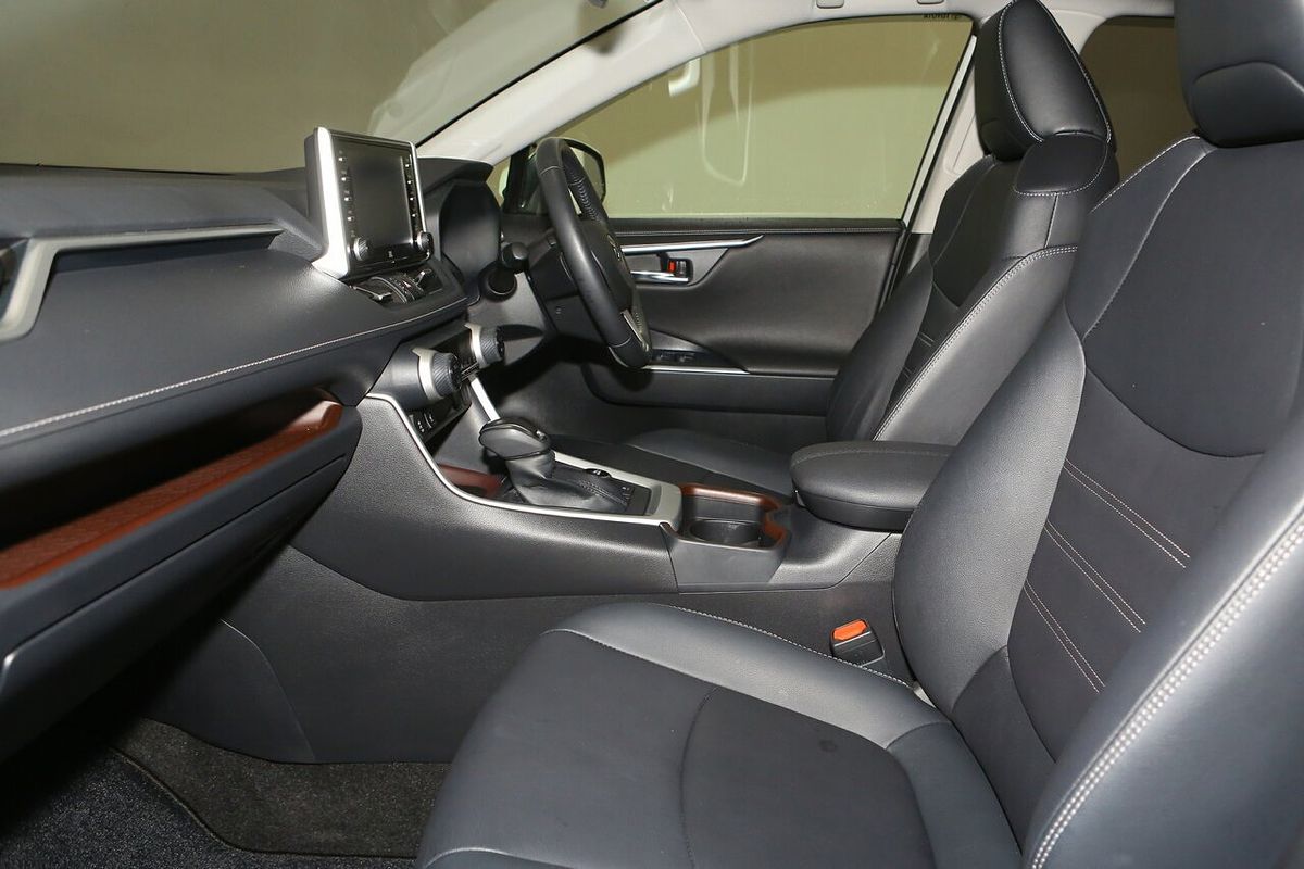2021 Toyota RAV4 Cruiser AXAH54R