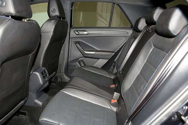 2023 Volkswagen T-Roc R D11