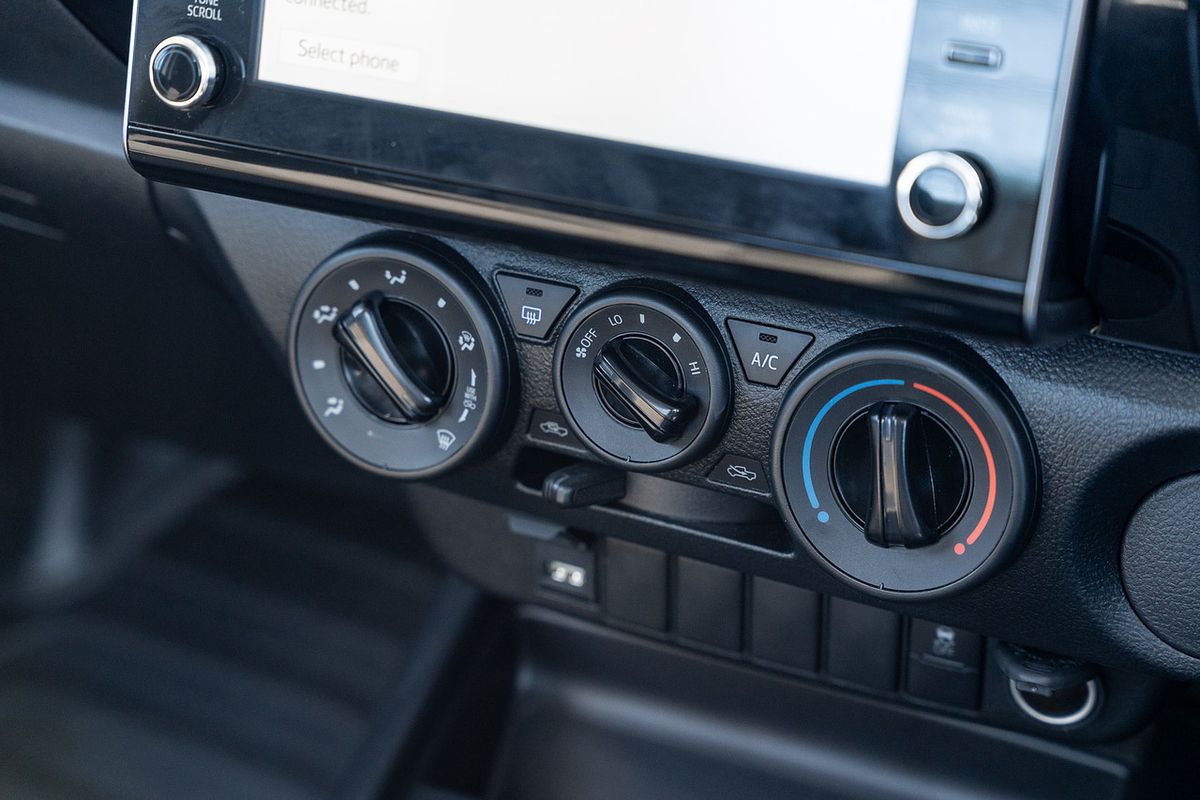 2024 Toyota Hilux