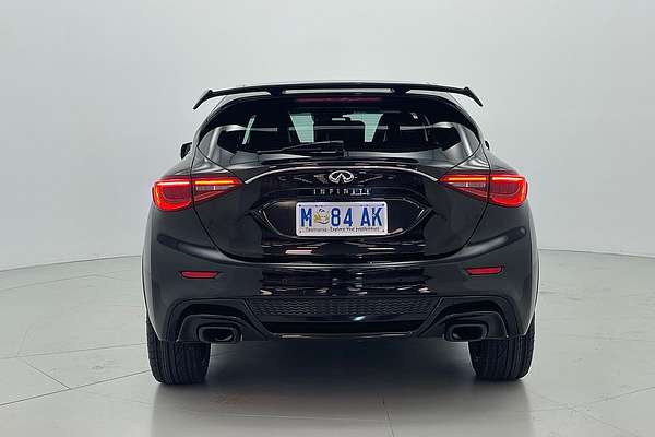 2016 INFINITI Q30 Sport H15