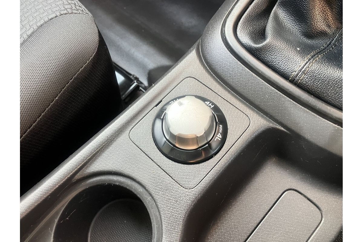 2015 Isuzu D-MAX SX 4X4