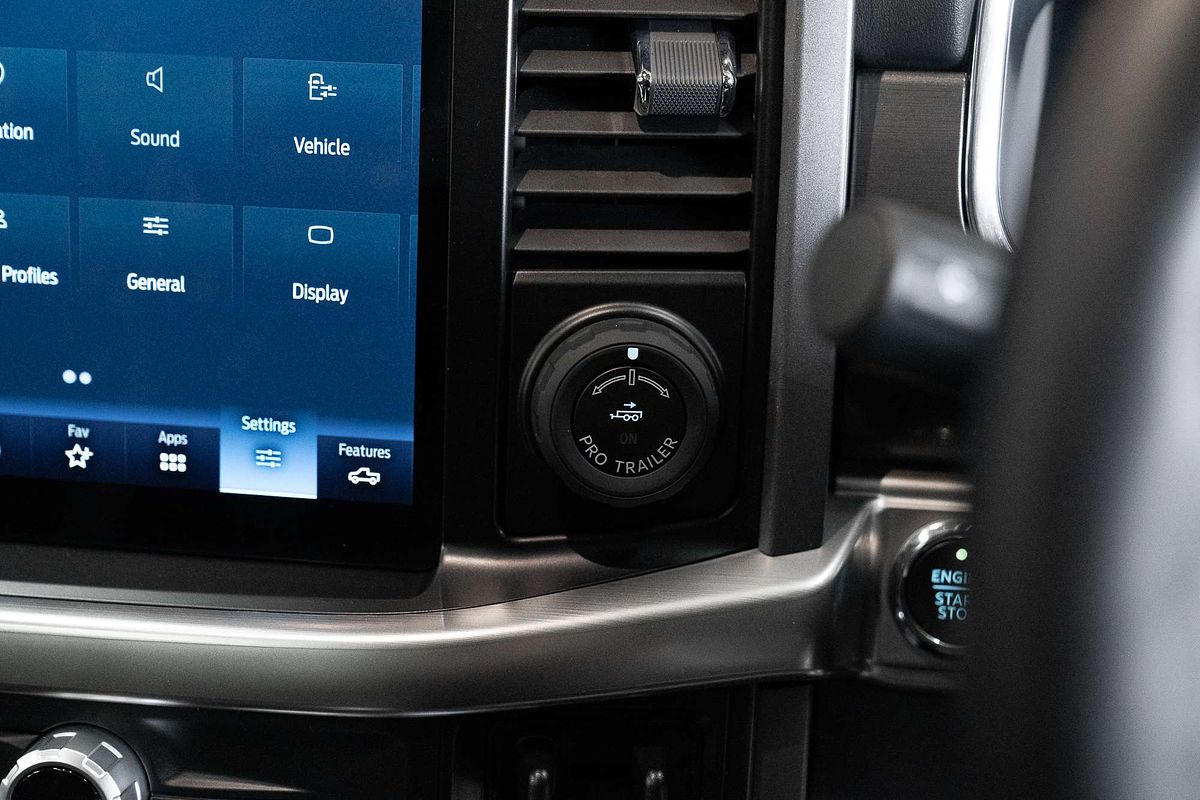 2024 Ford F-150 Lariat  4X4 SWB