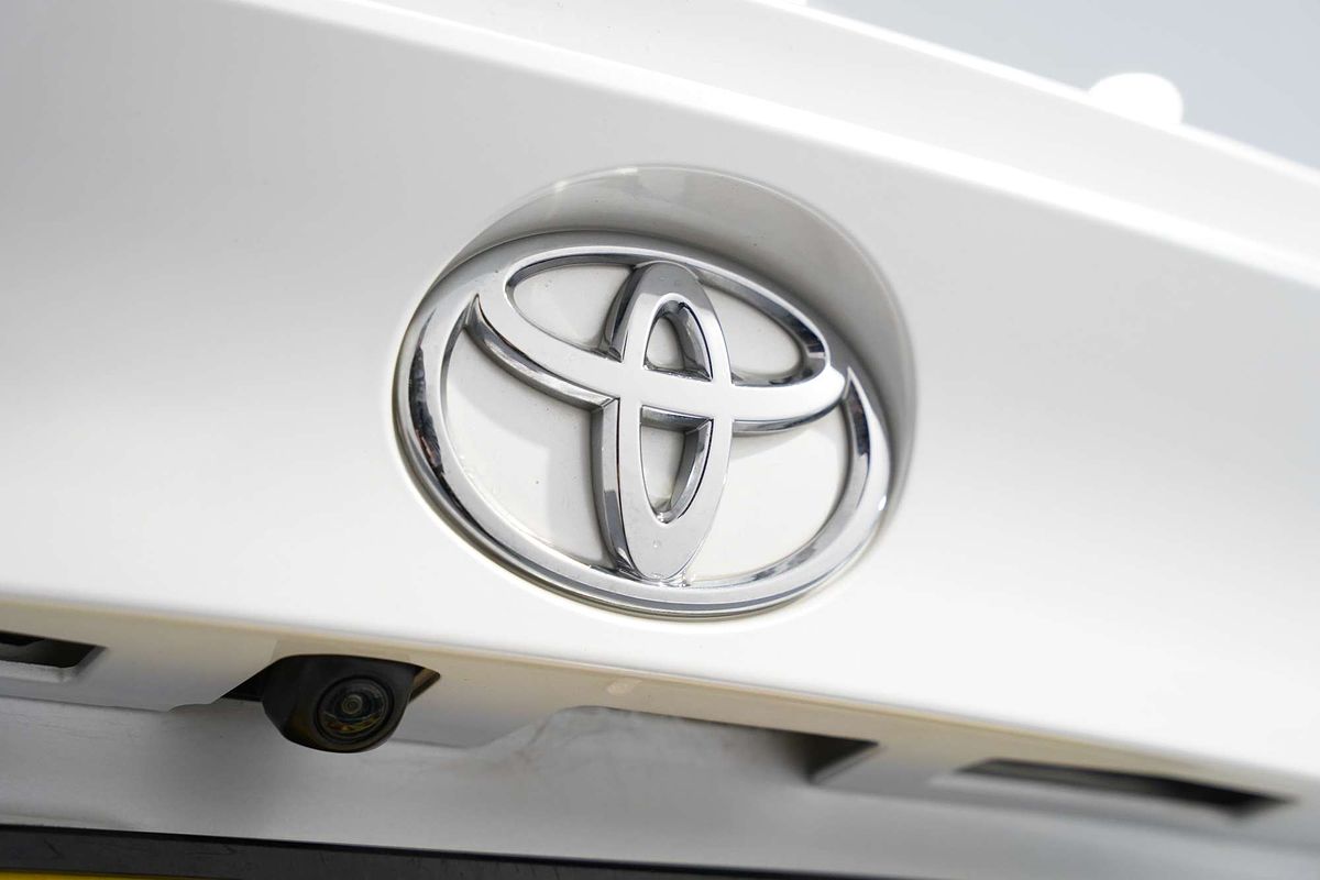 2021 Toyota C-HR GXL NGX10R