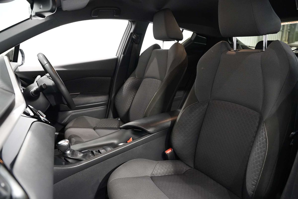 2021 Toyota C-HR GXL NGX10R