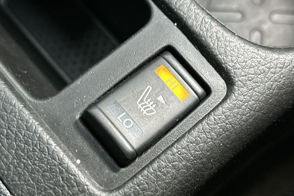 2014 Nissan X-TRAIL ST-L T32