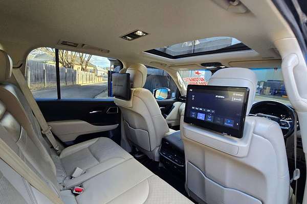 2022 Toyota Landcruiser Sahara FJA300R