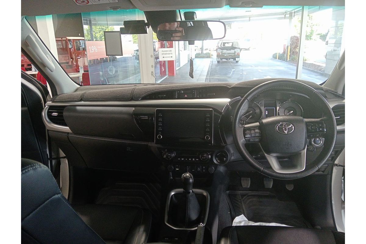 2021 Toyota Hilux SR5 GUN126R 4X4