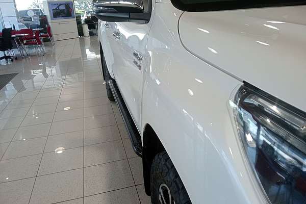 2021 Toyota Hilux SR5 GUN126R 4X4