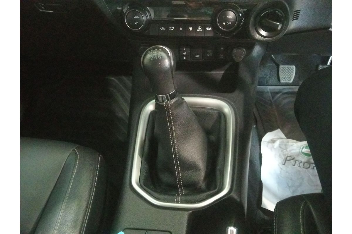 2021 Toyota Hilux SR5 GUN126R 4X4