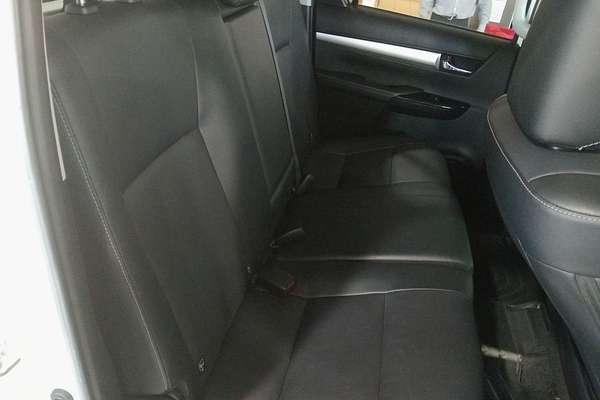 2021 Toyota Hilux SR5 GUN126R 4X4