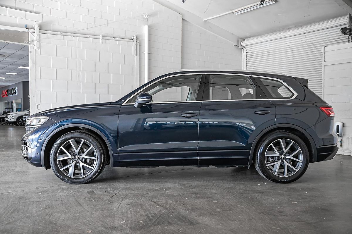 2024 Volkswagen Touareg 210TDI Elegance RC