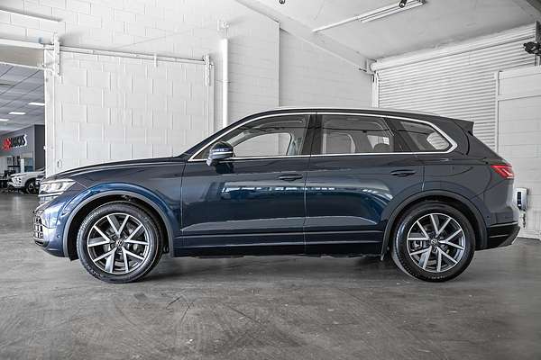 2024 Volkswagen Touareg 210TDI Elegance RC