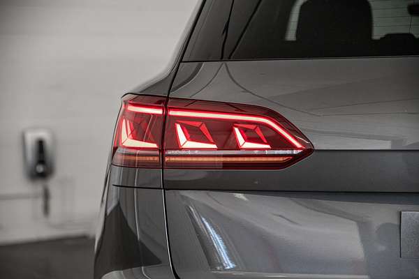 2023 Volkswagen Touareg 210TDI R-Line CR