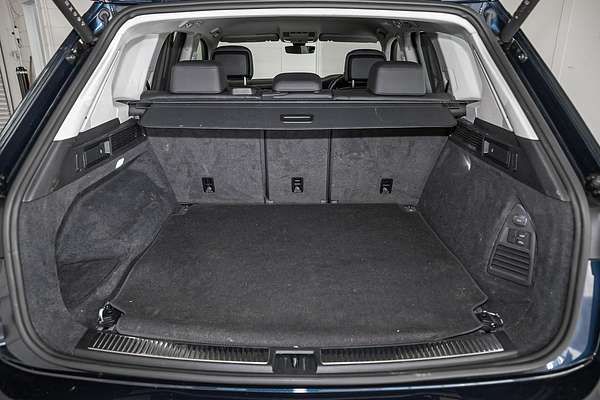 2024 Volkswagen Touareg 210TDI Elegance RC